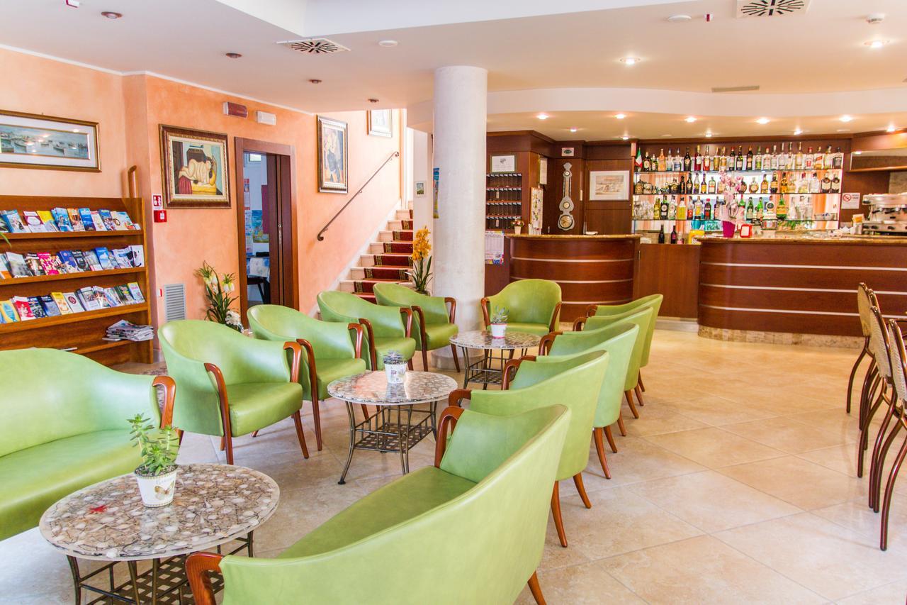 Hotel Simplon Bellaria-Igea Marina Buitenkant foto